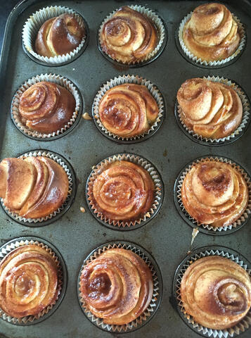 Cinnamon buns